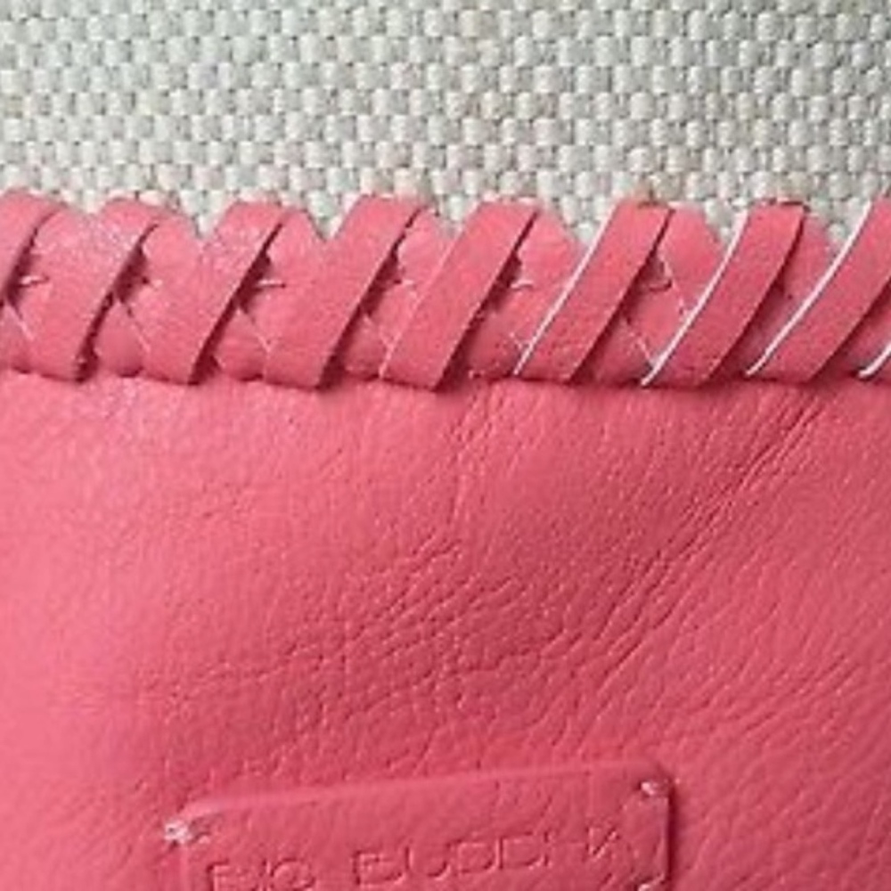 Big Buddha Coral Tassel Shoulder Bag Tote NWT - Picture 3 of 4